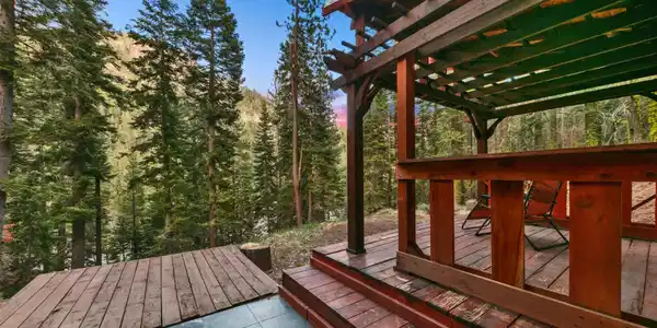 Image 4: Porch off main bedroom