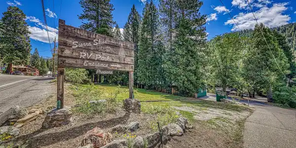 100 Carrier Circle, Sierra City CA 96125