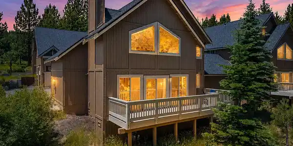 16752 Skislope Way, Truckee CA 96161