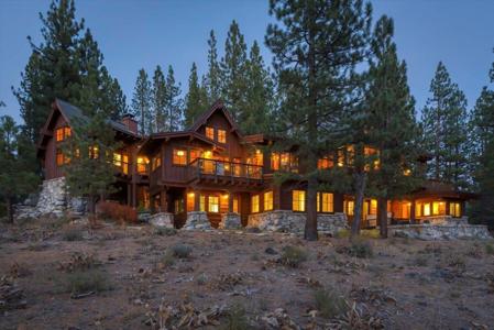 260 Laura Knight, Truckee CA 96161
