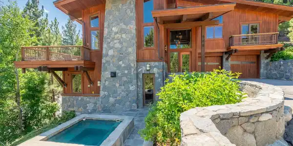 568 Hidden Lake Court