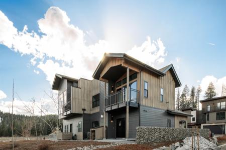 13068 Split Rock Court