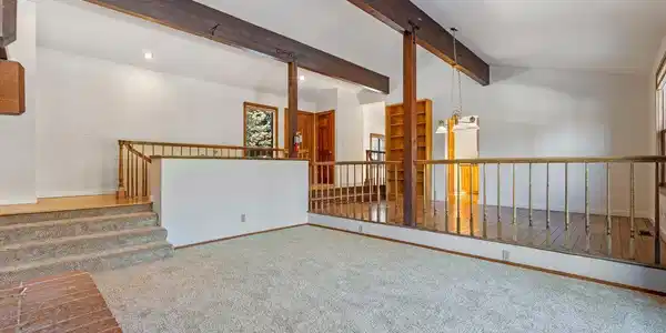 1335 Pine Trail