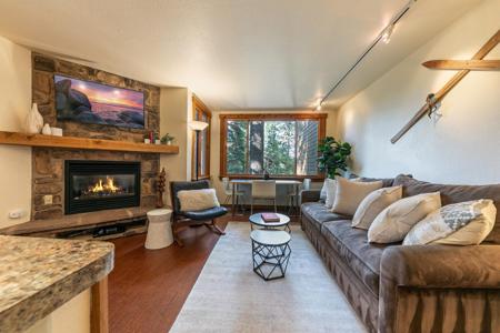 4065 Coyote Fork, Truckee CA 96161