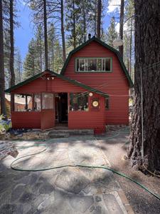 10061 Blue Jay Lane, Truckee CA 96161