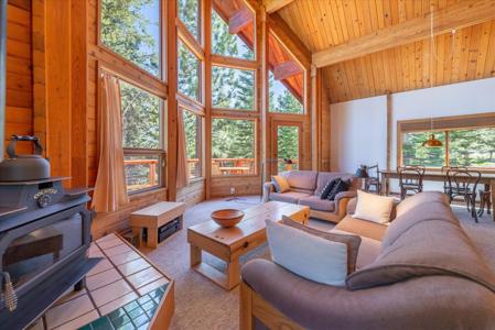 15009 Skislope Way, Truckee CA 96161