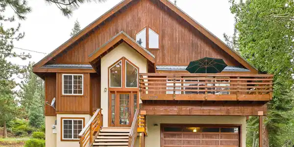 13074 Stockholm Way, Truckee CA 96161-6944