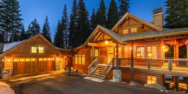 11221 Skislope Way, Truckee CA 96161