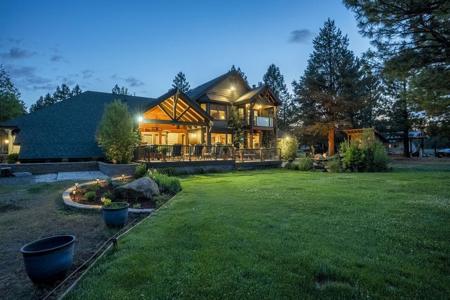 11772 Moon Shadow Court