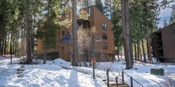 3149 Aspen Grove