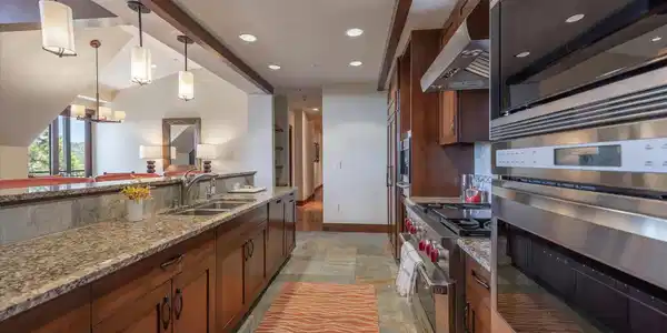 13031 Ritz Carlton Highlands Ct