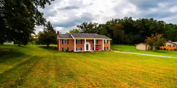 135 Circle Drive
