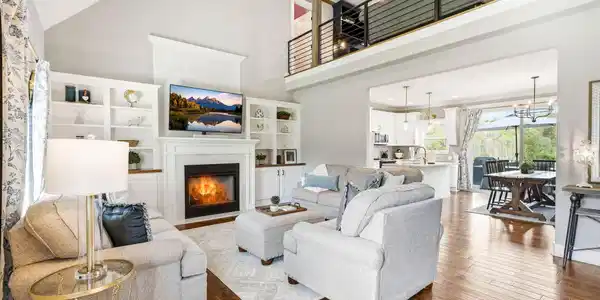 Image 2: 1361 Prospects Way