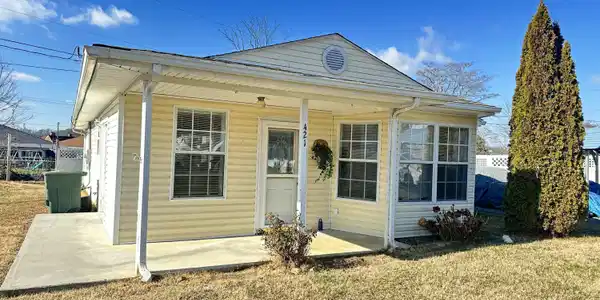 421 Field Road