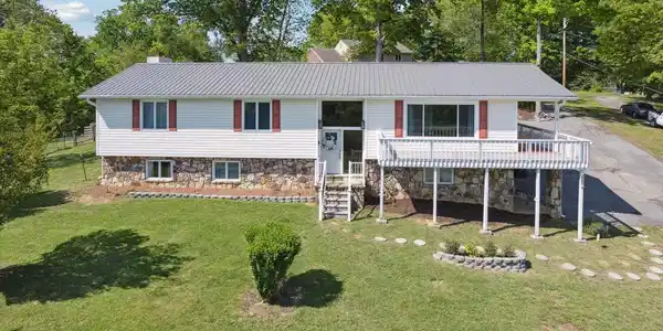 128 Harwood Road