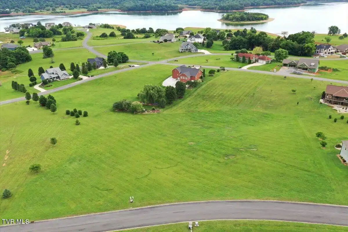 Image 1: 05-DJI_0169