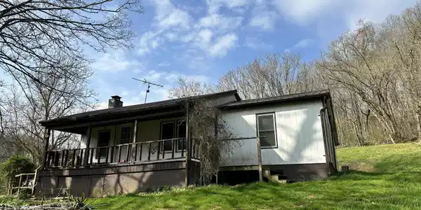 702 Speedwell Road