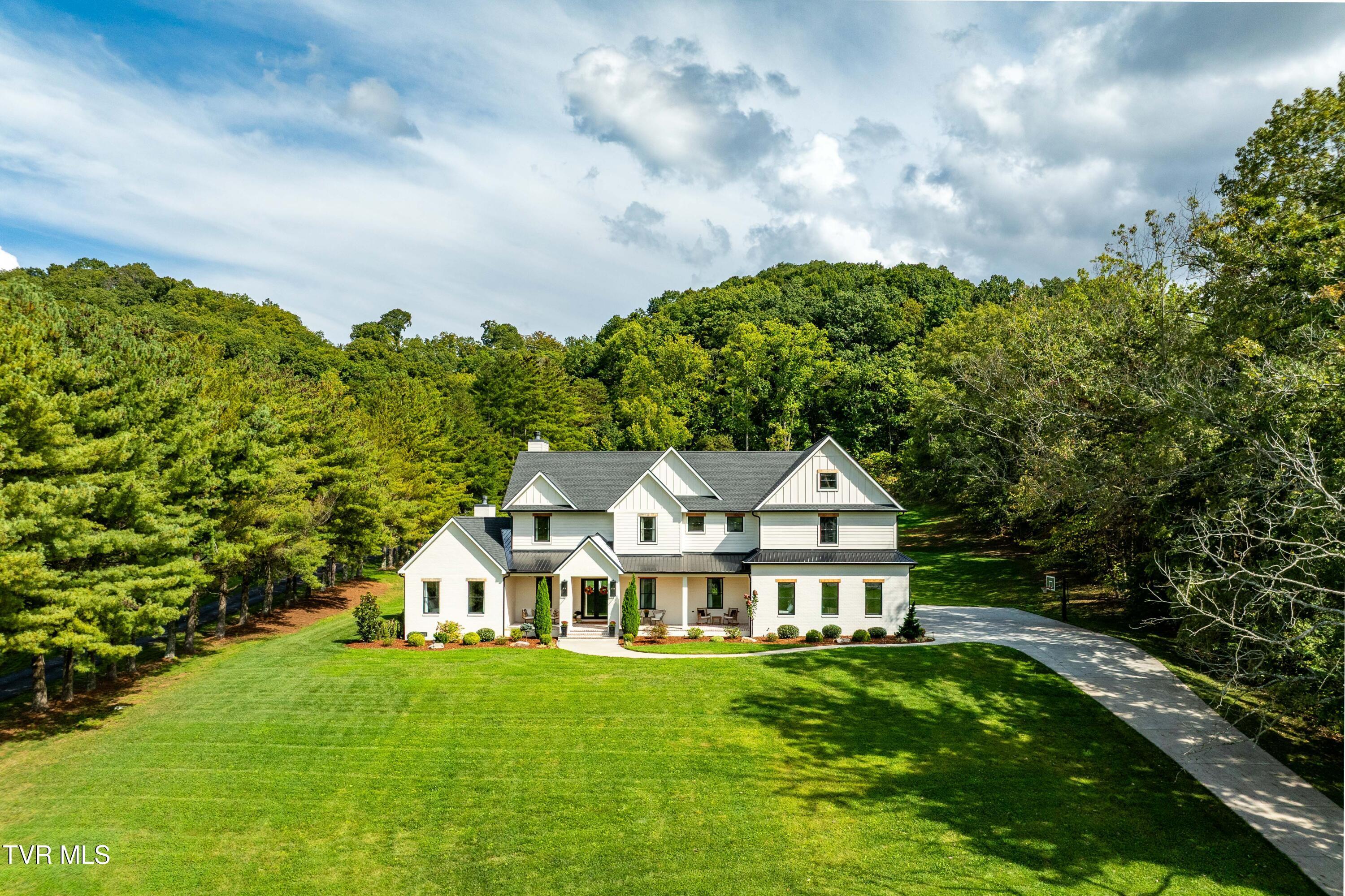 Image 3: 2333 Rock Springs Road (14 of 169)