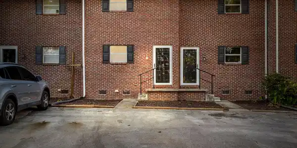 201 Ron Royce Drive