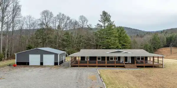 3146 Divide Road
