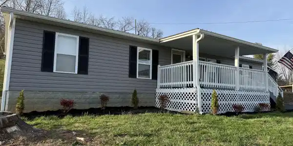 Image 3: 408 Pine Street 7