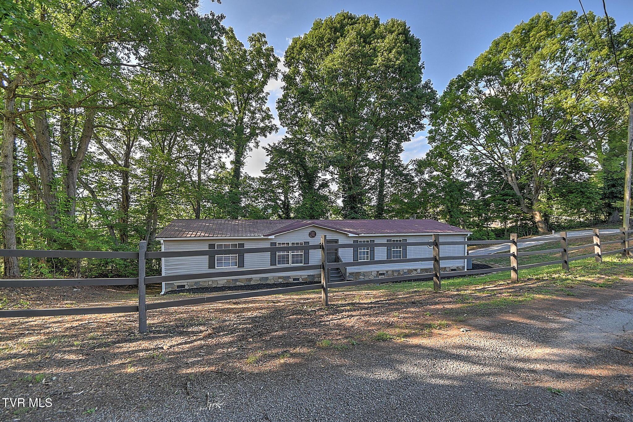 Image 3: 4-web-or-mls-55 Short Rd CP-4