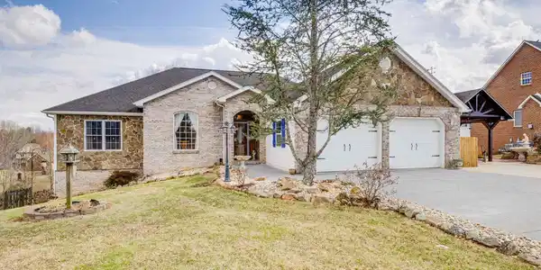 452 Headtown Road