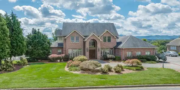 517 Douglas Drive