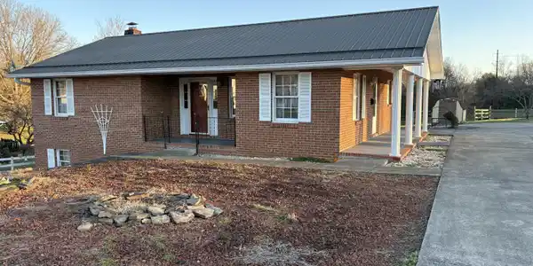147 Woodridge Road