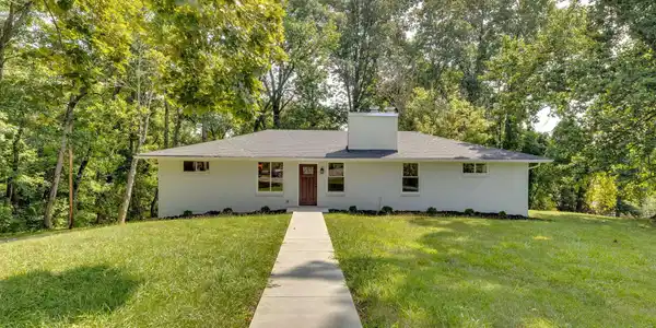 412 Bays Cove Trail