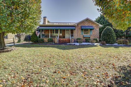 1208 North Main Avenue