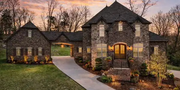 1624 Conestoga Pass
