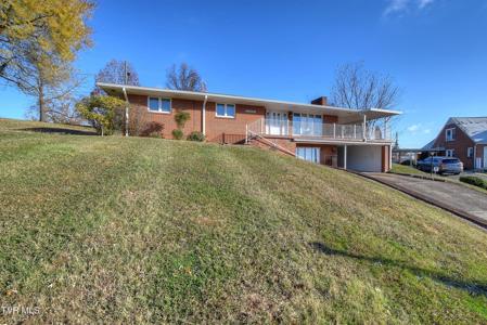 528 Bays View Road