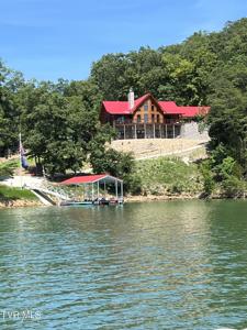 430 Filet Lane