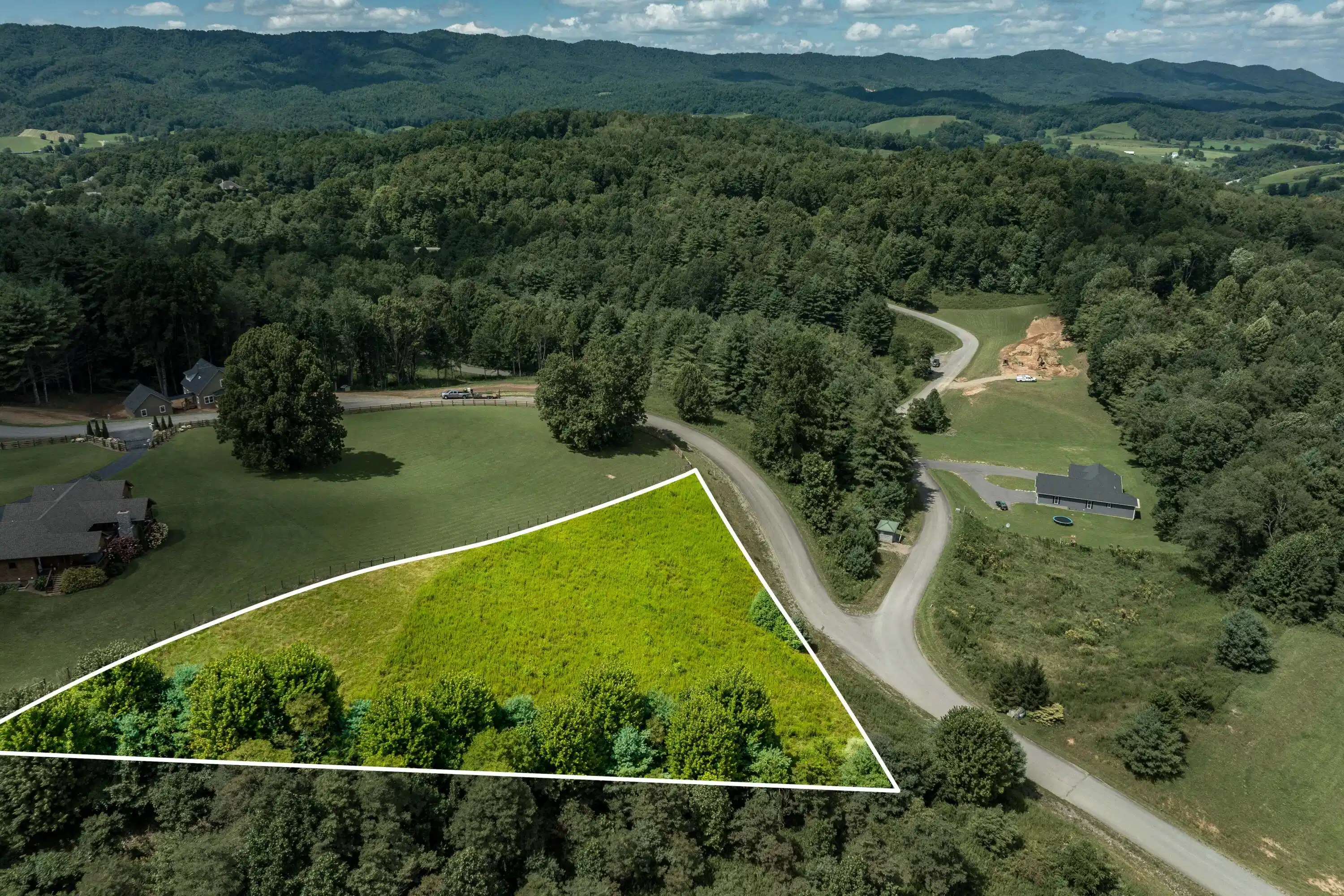 Image 1: TBD Laurel Way (3 of 18)