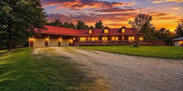 1374 West Allens Bridge Road