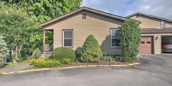 513 Pilgrim Court