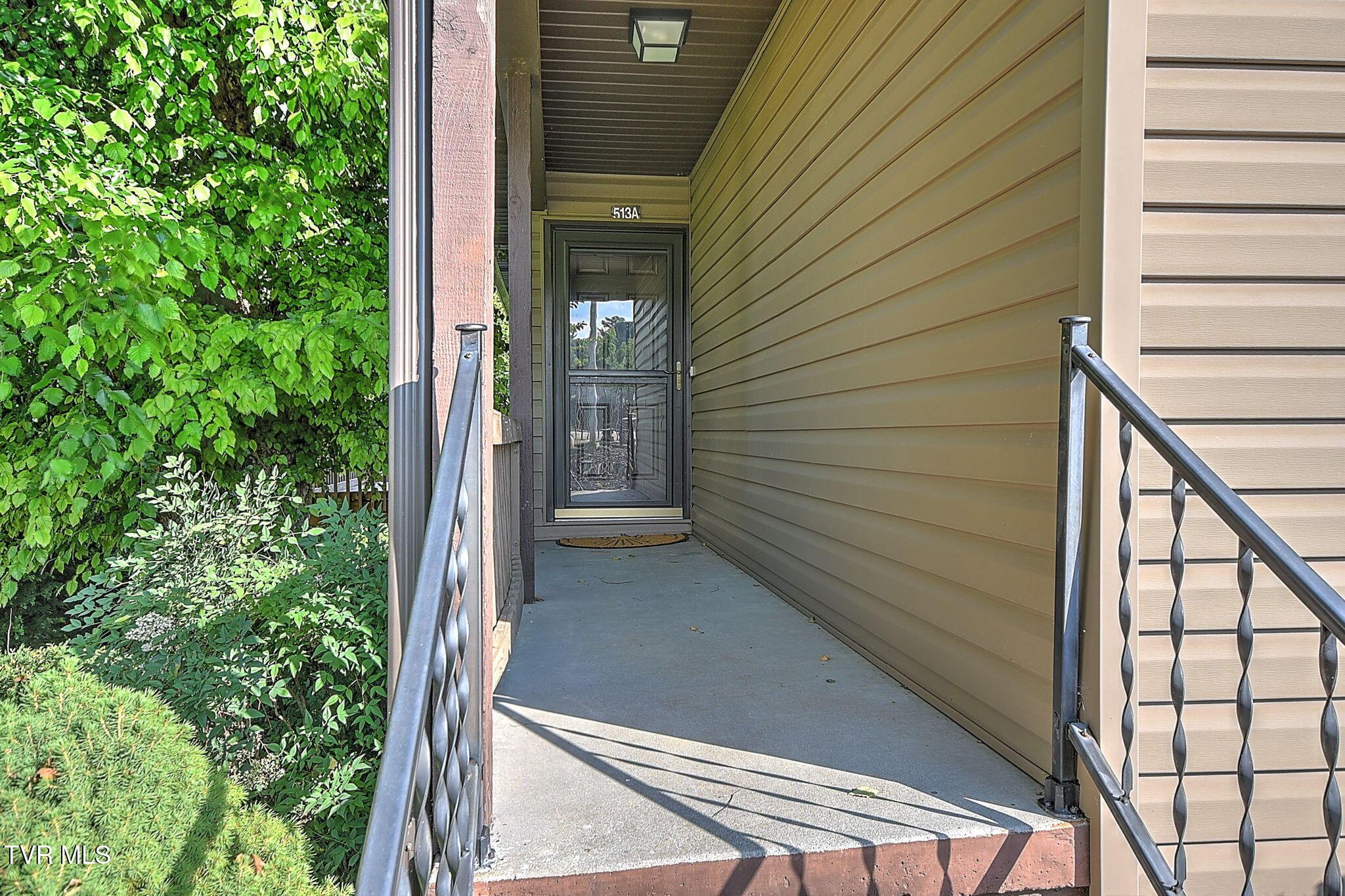 Image 2: 2-web-or-mls-513A Pilgrim Ct Gunit-2