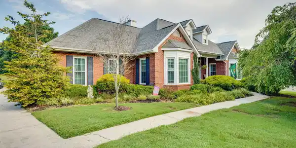 121 Pickens Court