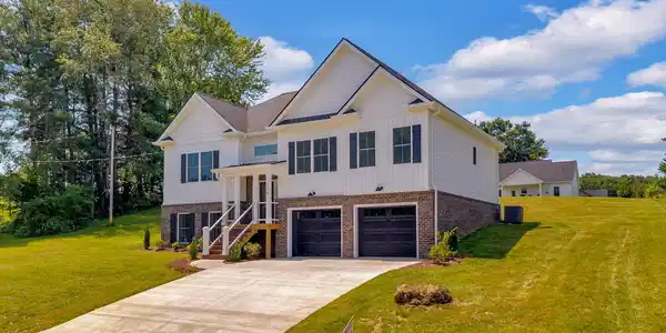 1110 Miller Drive