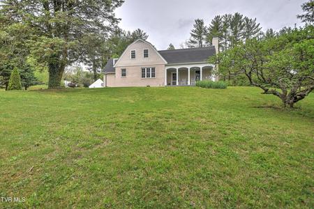 205 Lavinder Lane