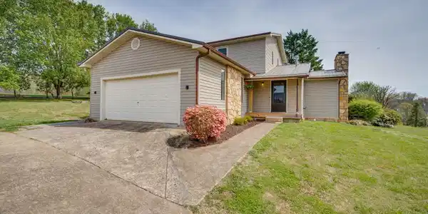 231 Rivergate Manor