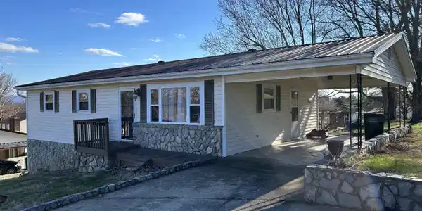 211 Linda Street
