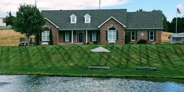 163 Dixie Road