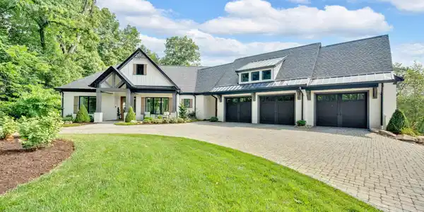 472 Gransley Court