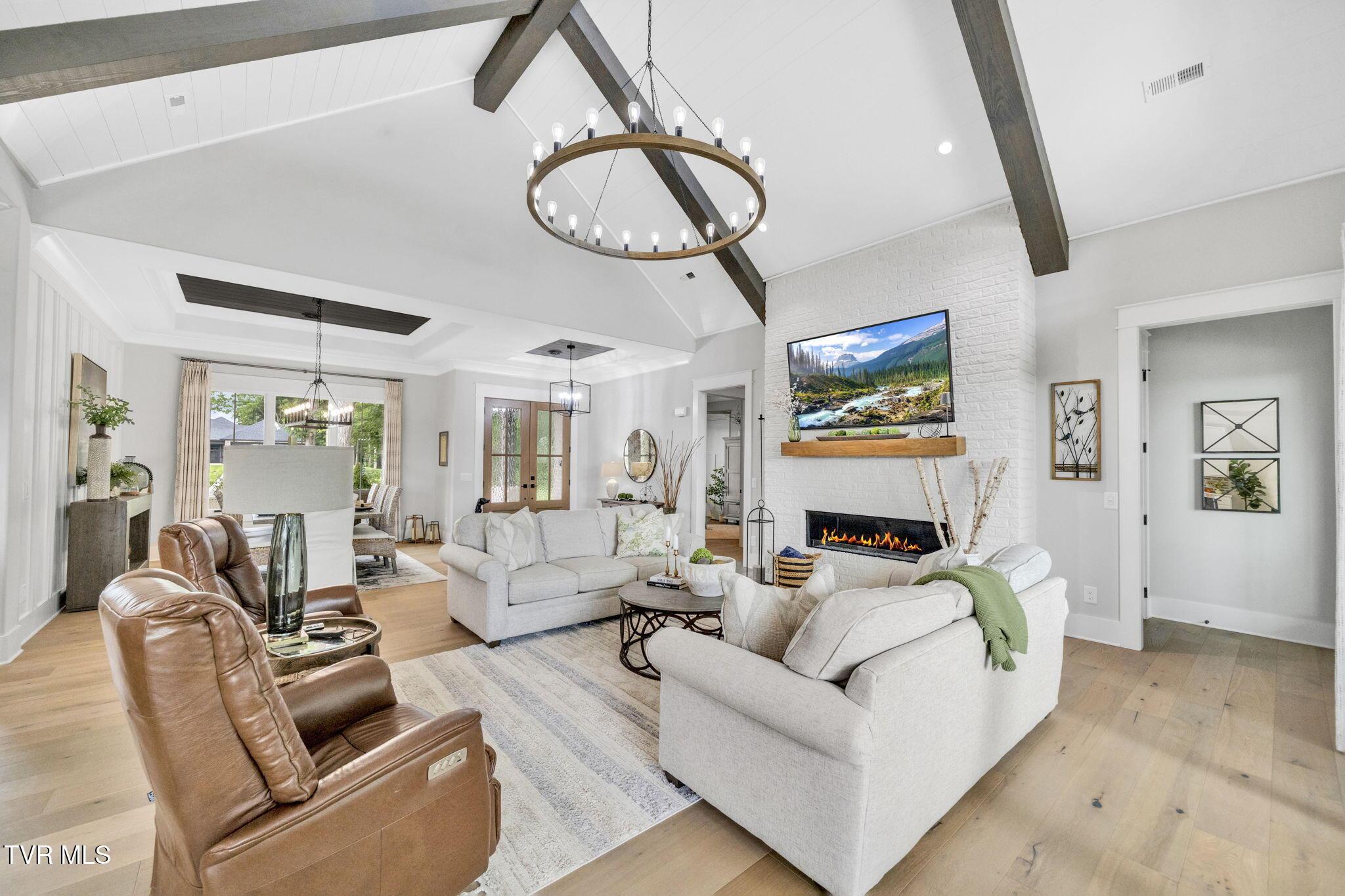 Image 4: 4-web-or-mls-DSC04942