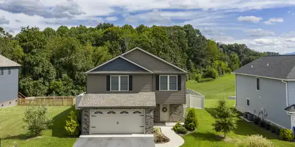 1048 Riddle Ridge Road