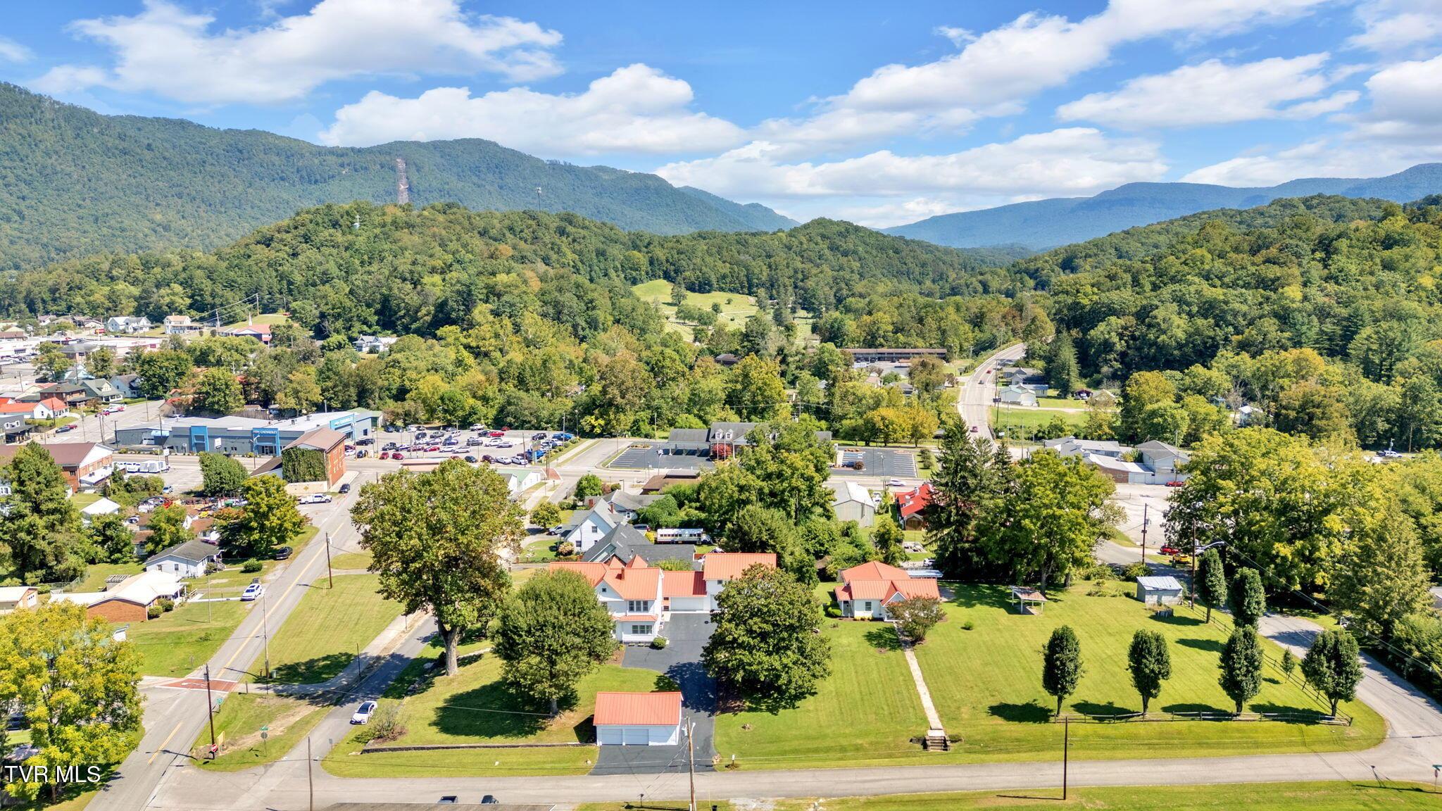 Image 2: 46-web-or-mls-DJI_20250913125406_0665_D