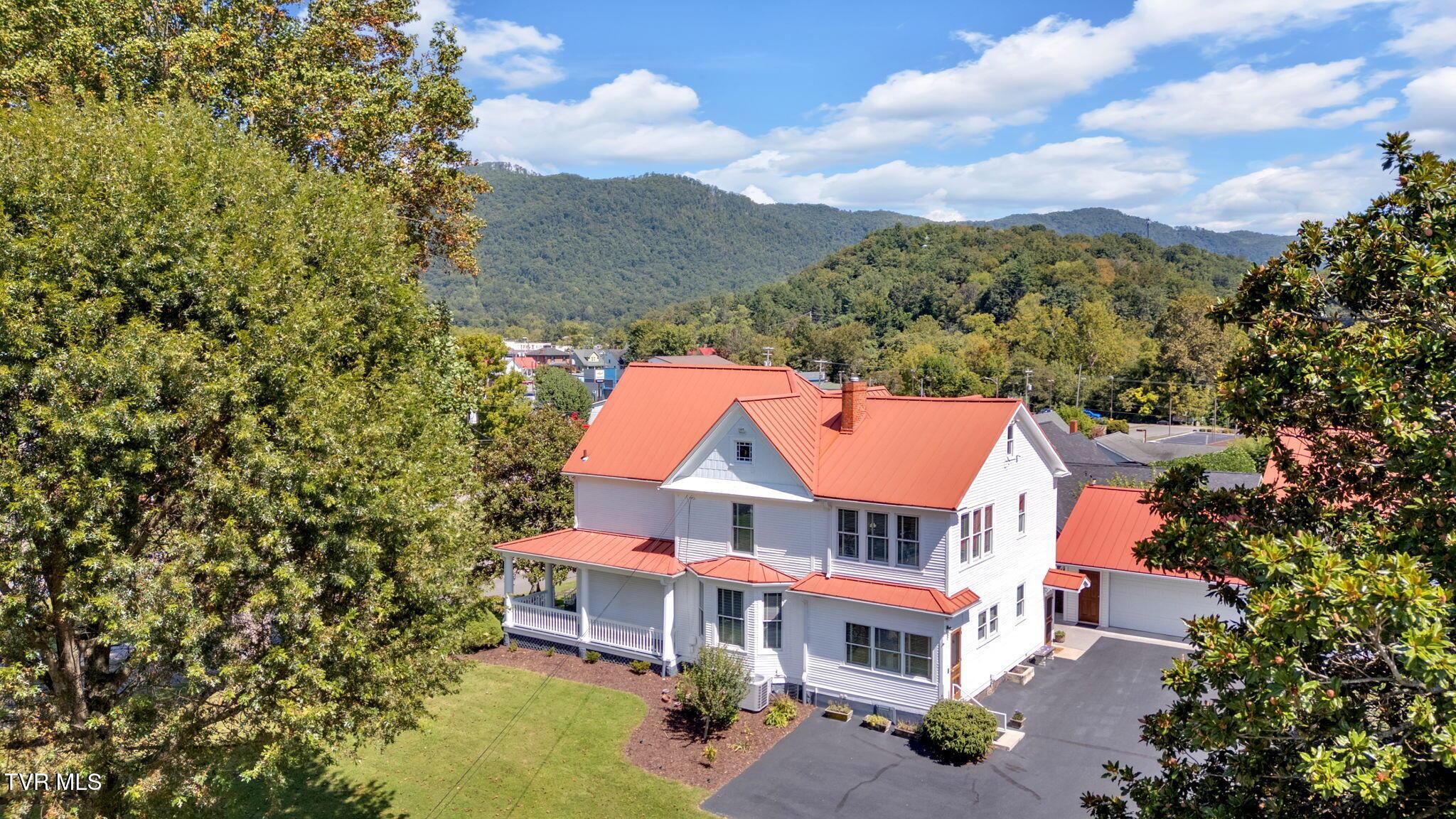Image 3: 9-web-or-mls-DJI_20250913125548_0690_D