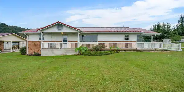 502 River Road